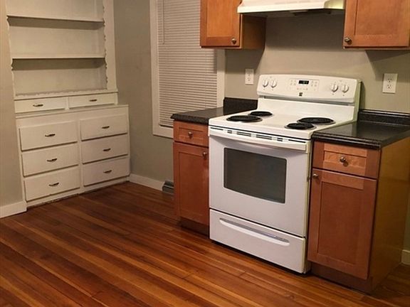 4th image of 188 Belleville Rd #1