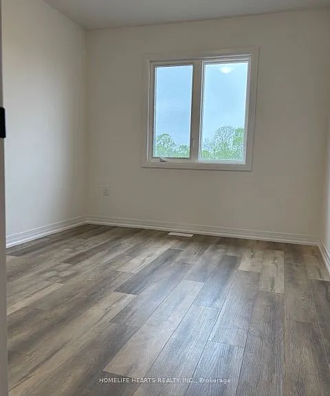90 Gort Ave — Photo 15