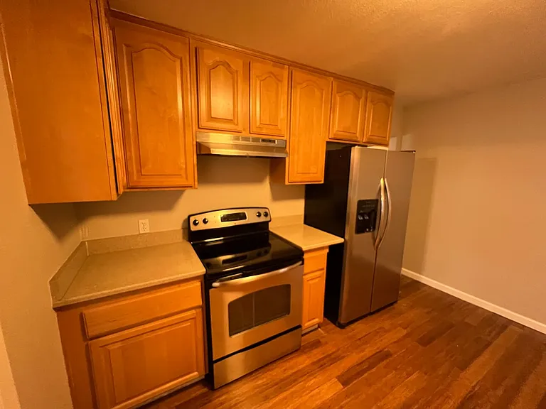 2301 E Brooks Ave — Photo 6