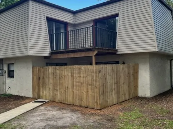 85-88 Springwood Sq, Pt Orange, FL