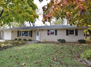 1412 Hillcrest Cir, Racine, WI 53406