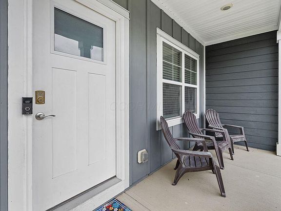 4th image of 67 Scarlett Dr