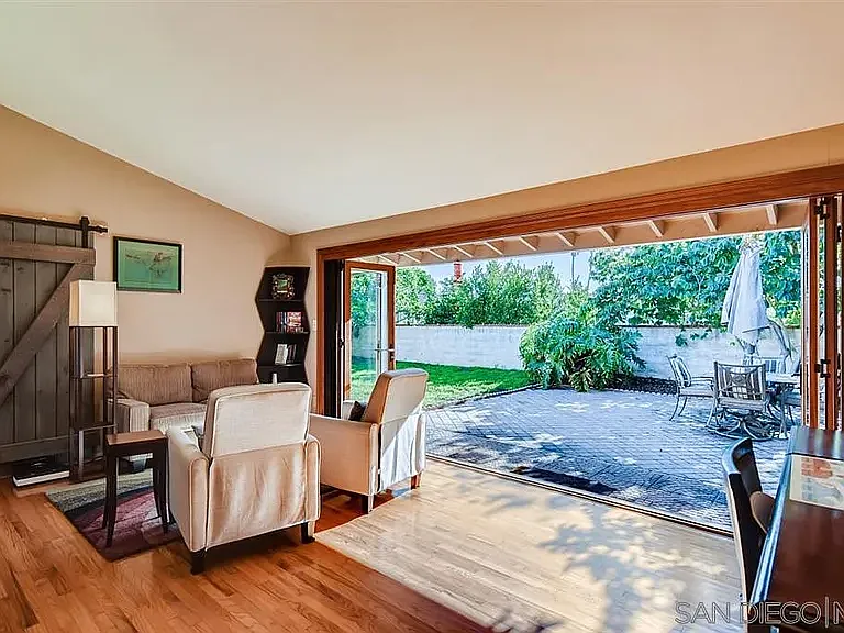 5389 Redding Rd — Photo 1