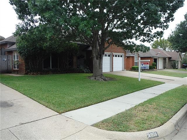 1st image of 2805 Salado Trl