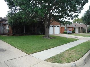 2805 Salado Trl, Fort Worth, TX 76118
