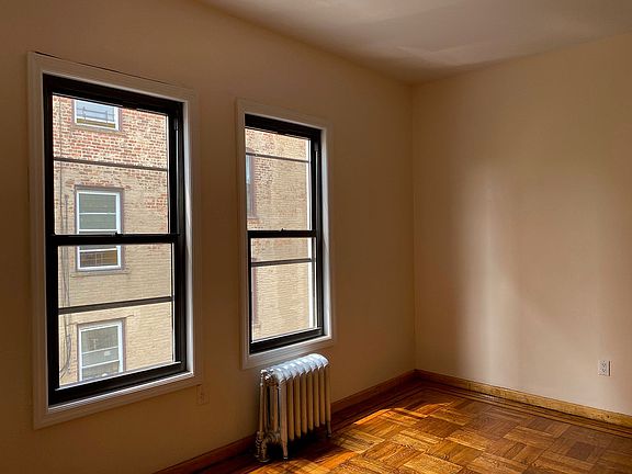 3rd image of 372 E 32nd St #2