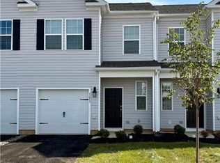 1203 Susan Cir, Breinigsville, PA 18031