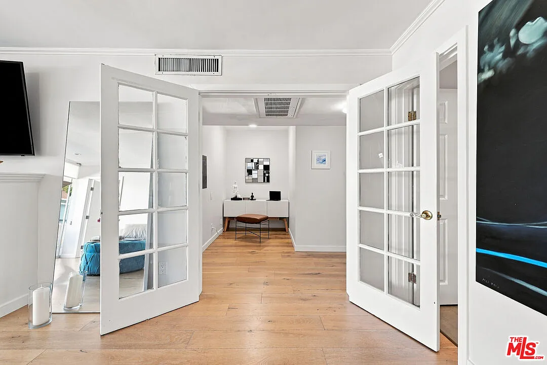 2 bed, 2.0 bath, $3,800 — Photo 2