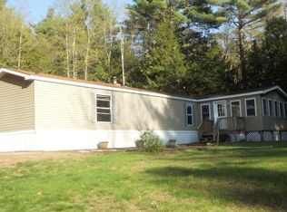 318 Deering Center Rd, Weare, NH 03281