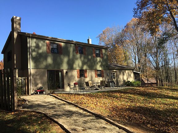 4th image of 427 Merino Ct