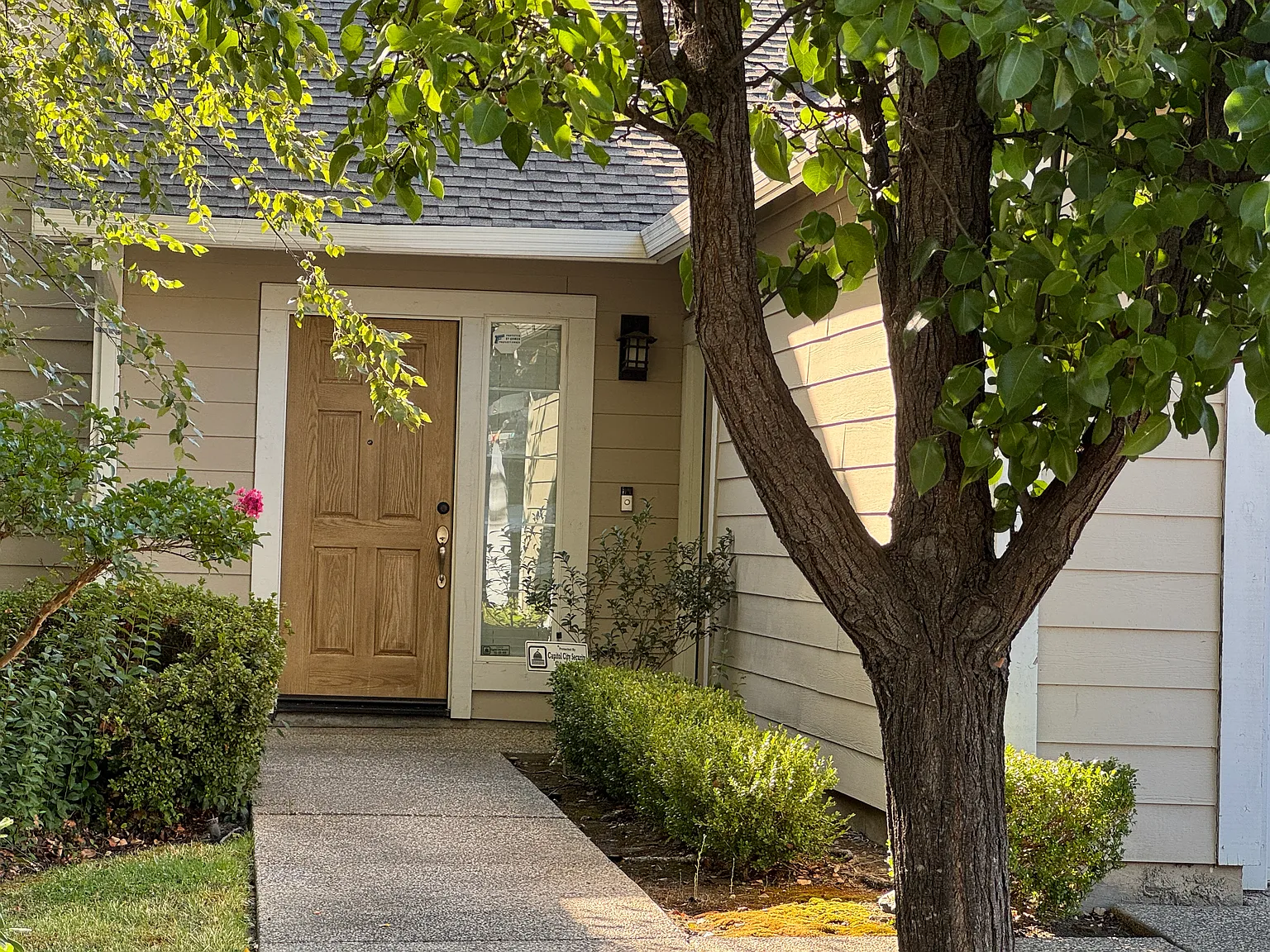 2 bed, 1350 sqft, $2,250 — Photo 2