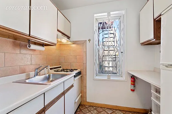 Rented by Corcoran | media 16