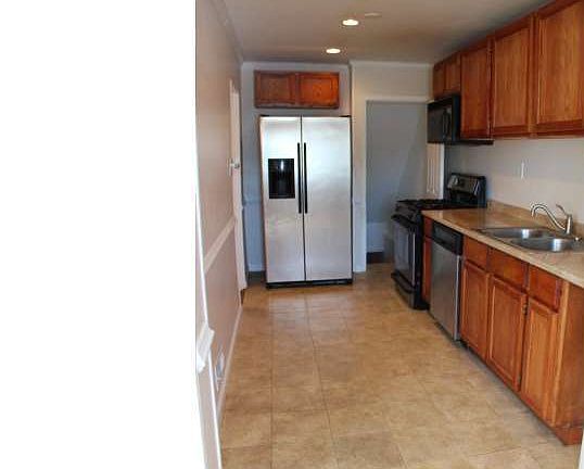 5th image of 1630 W Latimer Pl