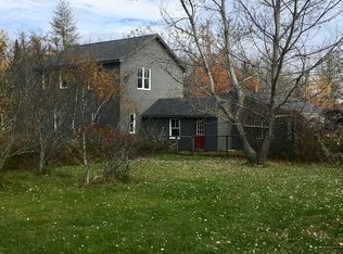 71 Oak Point Rd, Trenton, ME 04605