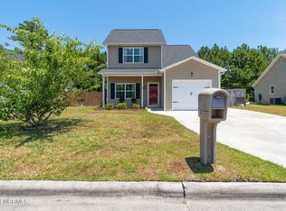 140 Crooked Run Dr, New Bern, NC 28560