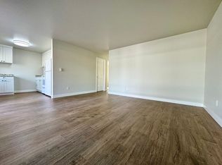 21319 80th Ave W APT 11, Edmonds, WA 98026