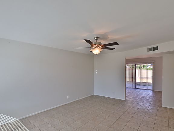 5th image of 4202 W Gardenia Dr