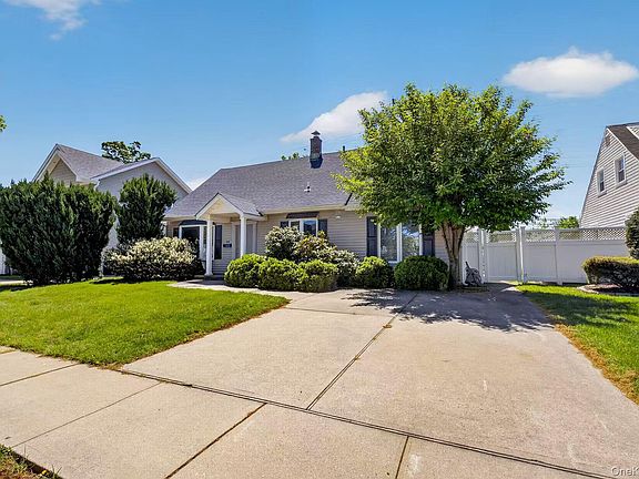2nd image of 84 Cornflower Road