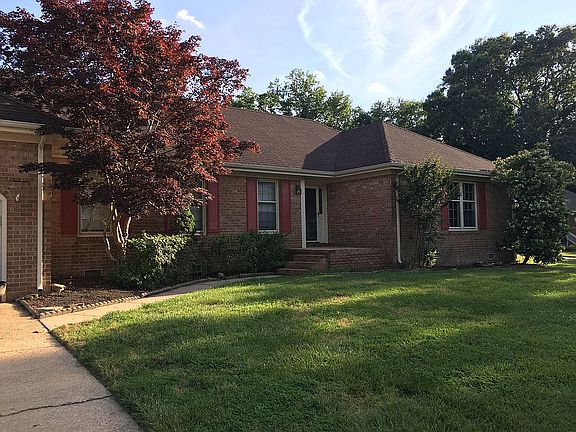 3rd image of 2201 Halfmoon Cres
