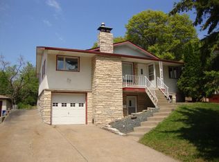 2081 California Ave E, Saint Paul, MN 55119