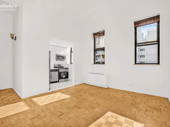 1255 5th Avenue image 3 of 11