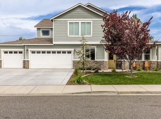 2207 S Edison St, Kennewick, WA 99338