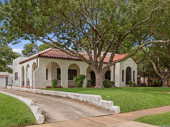 2nd image of 310 Mary Louise Drive