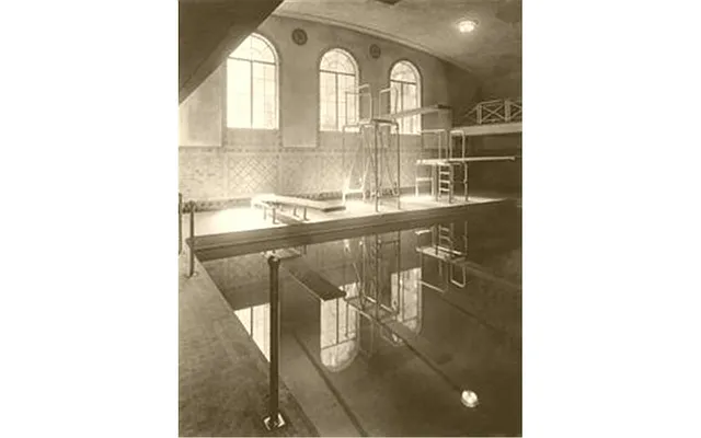 Sold by Douglas Elliman | media 35