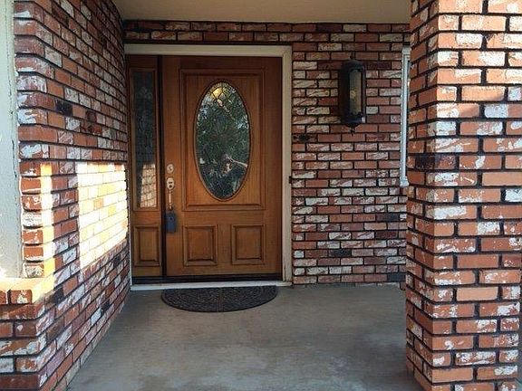 4th image of 670 E Pinedale Ave