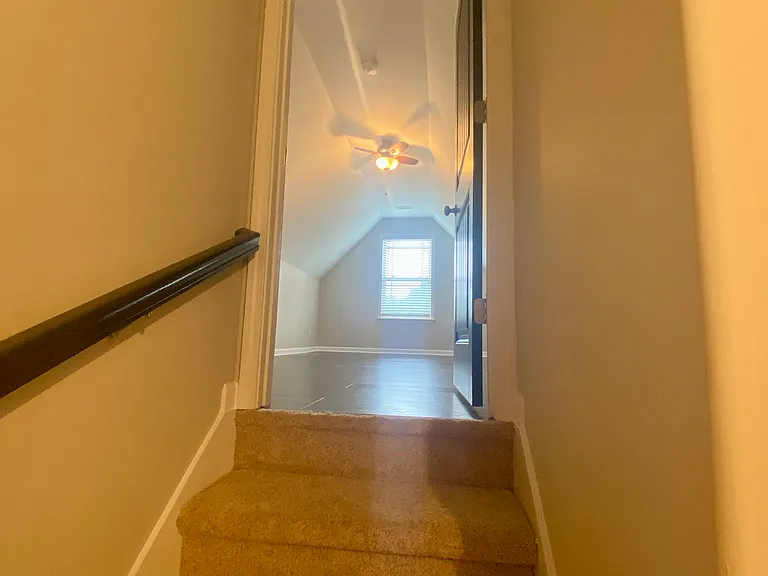 143 Stonegate Dr — Photo 18