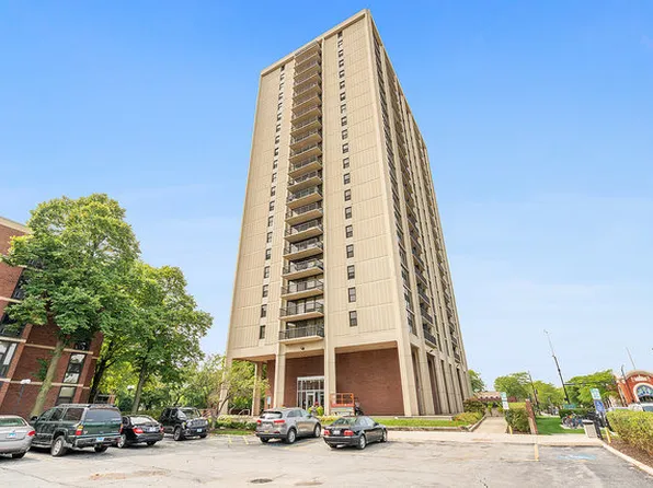 2901 S Michigan Ave APT 605, Chicago, IL 60616