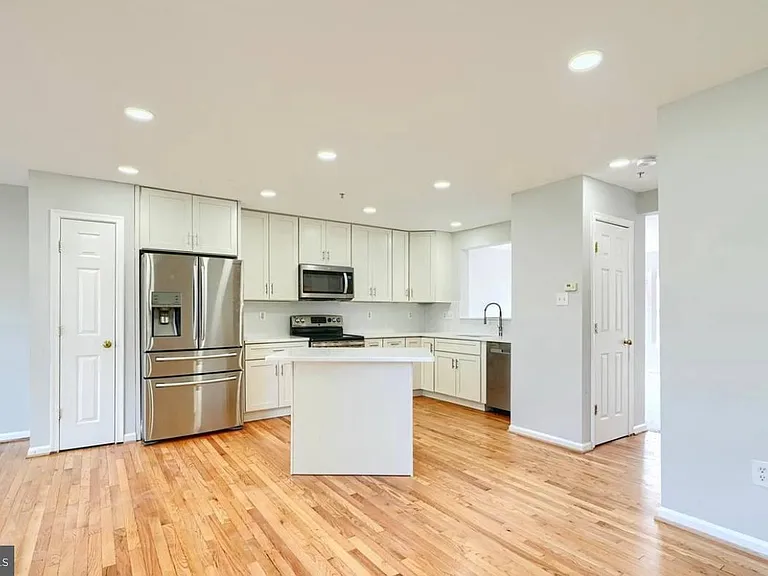 9863 Decatur Rd — Photo 19