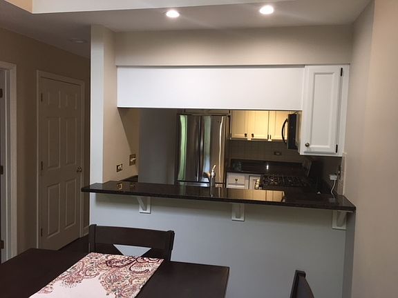 4th image of 413 Clarendon Ct
