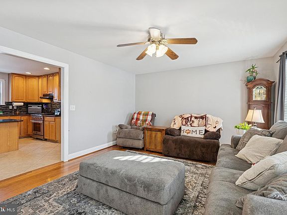 2nd image of 211 Upper Mill Ct