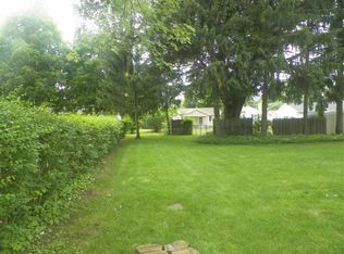 221 Garden Ln, Vestal, NY 13850