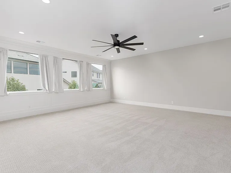 334 S Water Course Dr — Photo 34