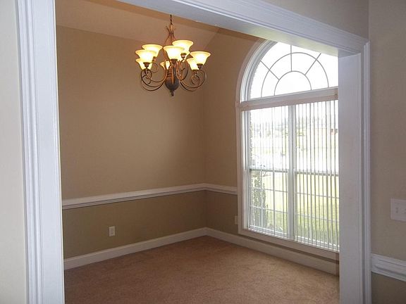 3rd image of 240 Lee Road 2140