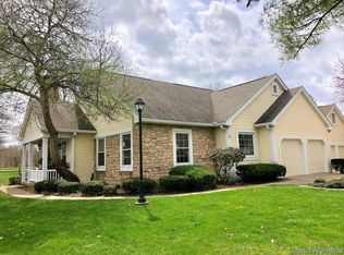 12 Chimney View Ln, Springfield, IL 62707