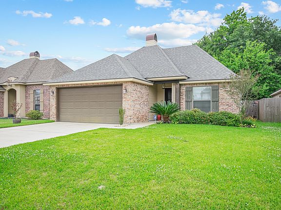 3rd image of 402 Milton Estates Ln
