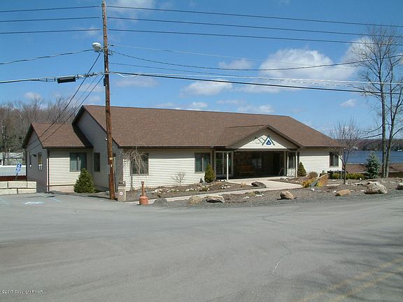 4th image of 6-2113-21 Maxatawny Dr