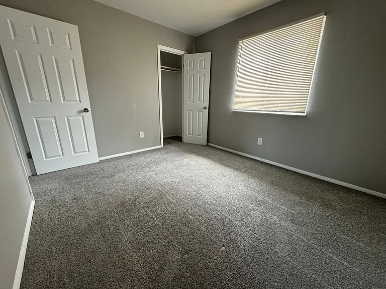 3906 W Sylvania Ave — Photo 39