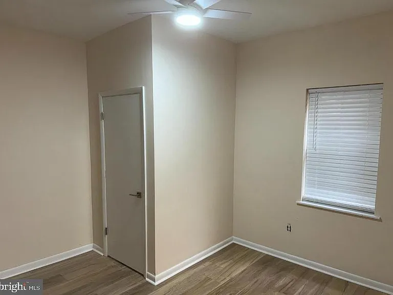 2729 E Cambria St — Photo 9