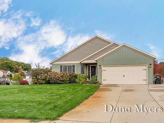 3rd image of 4525 Mesa Ct SE