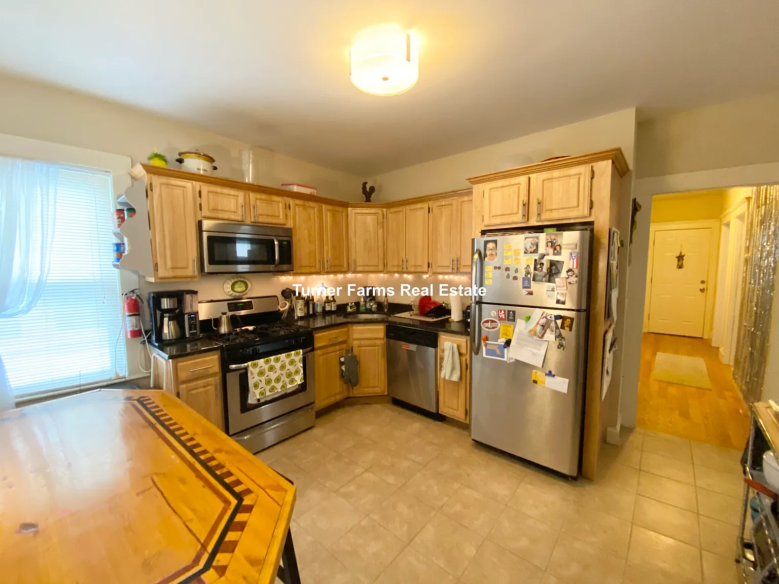3 bed, 9999 sqft, $3,150 — Photo 2
