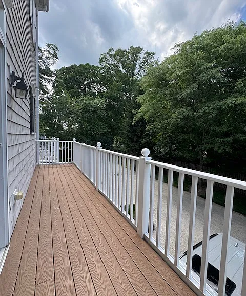 748 Moore Ave — Photo 20