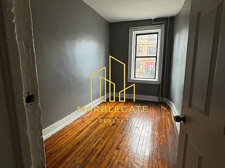 329 Park Ave #33 — Photo 9