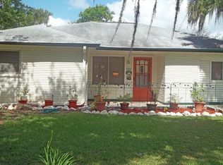 524 County Road 687, Angleton, TX 77515