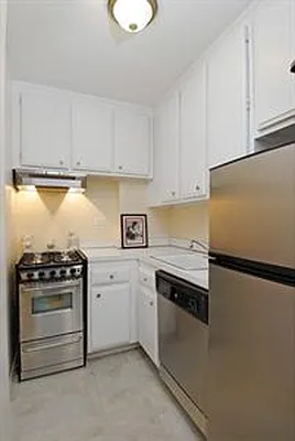 Sold by Douglas Elliman | media 7