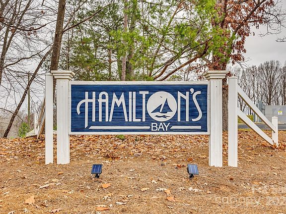 3rd image of 37 Hamiltons Harbor Dr APT 601