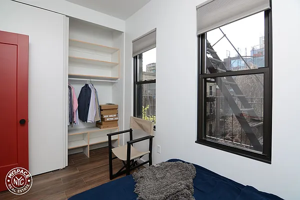 Rented by MySpaceNYC | media 8